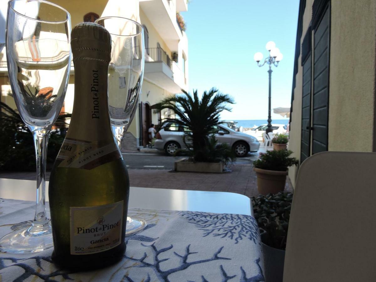 Maretna Apartment Giardini Naxos Exterior photo